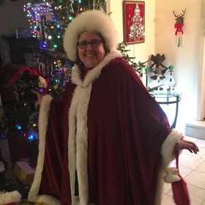 Meet your Posher, Suzanne